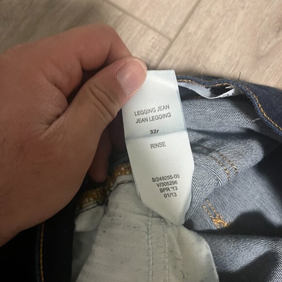 Share Gap 1969 Legging Denim Jeans Women's Size 32R Blue Dark Wash EUC - Picture 4 of 8